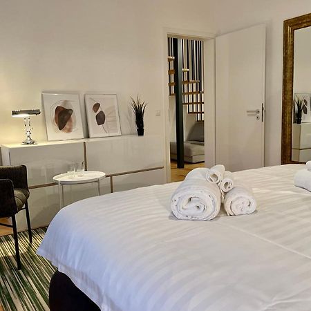 Апартаменты Voh Super Exklusives Loft, Zentral, Smart-Tv, Parkplatz Фоэнштраус Экстерьер фото