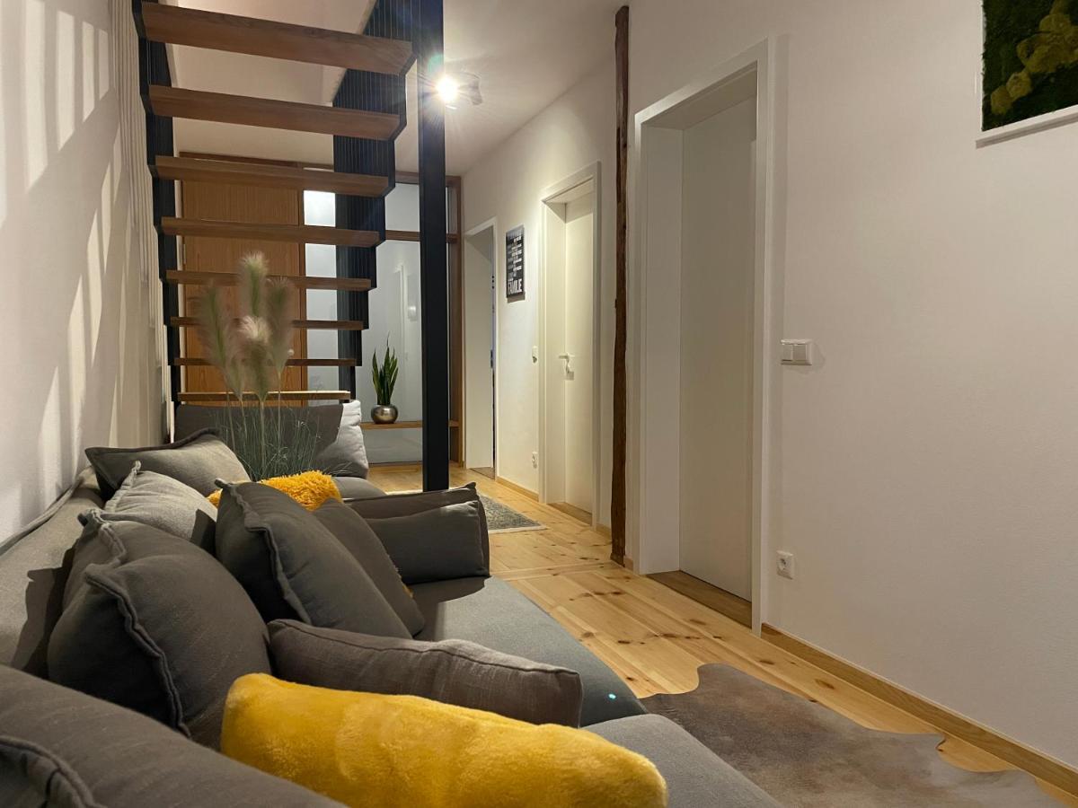 Апартаменты Voh Super Exklusives Loft, Zentral, Smart-Tv, Parkplatz Фоэнштраус Экстерьер фото