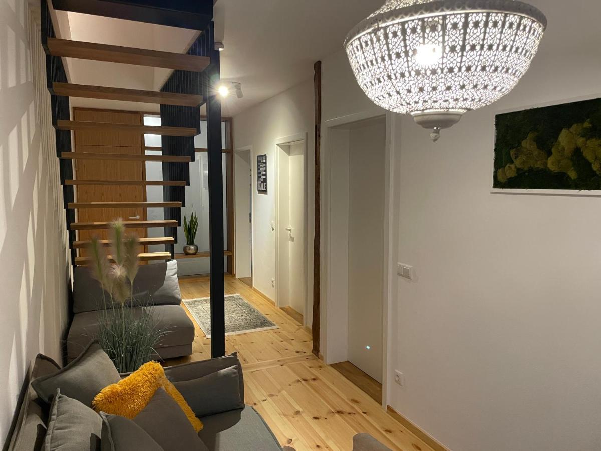 Апартаменты Voh Super Exklusives Loft, Zentral, Smart-Tv, Parkplatz Фоэнштраус Экстерьер фото