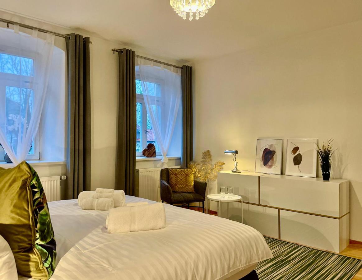 Апартаменты Voh Super Exklusives Loft, Zentral, Smart-Tv, Parkplatz Фоэнштраус Экстерьер фото
