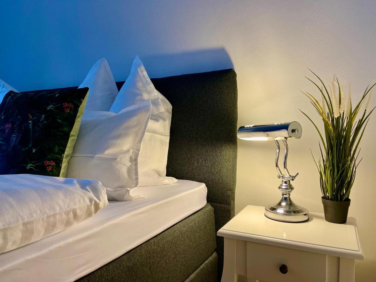 Апартаменты Voh Super Exklusives Loft, Zentral, Smart-Tv, Parkplatz Фоэнштраус Экстерьер фото